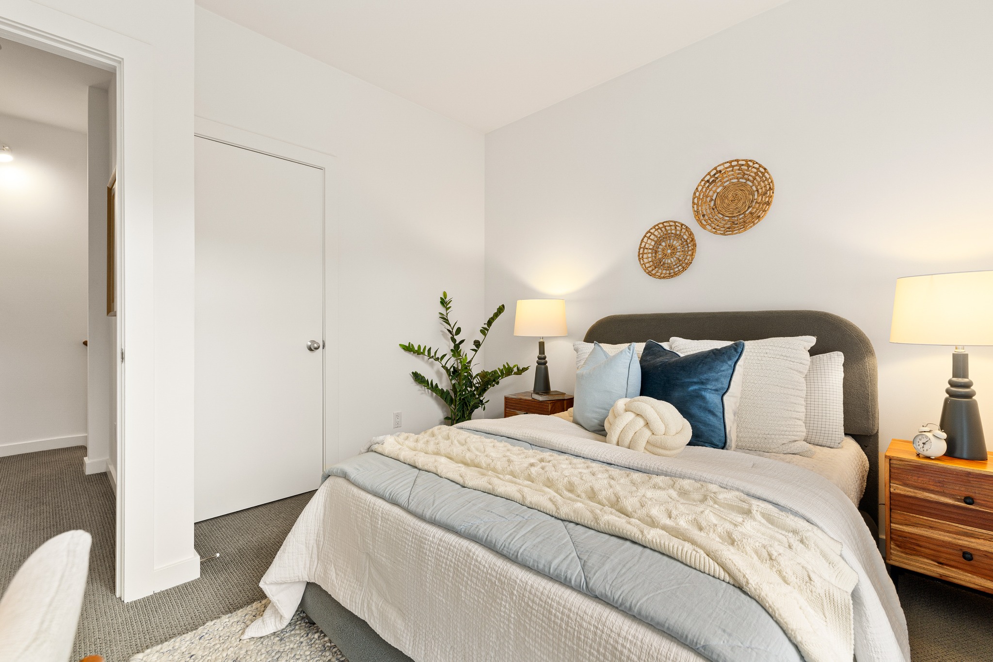 Second bedroom bed wall and closet